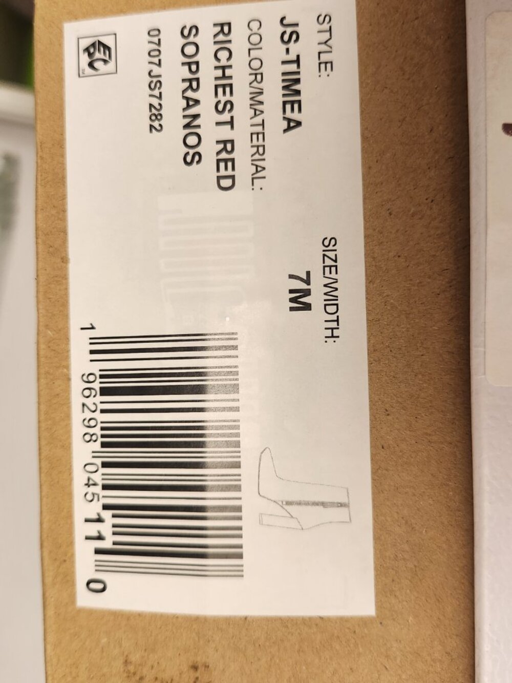 Jessica Simpson "Timea" Red Leather Booties. NIB. Size 7 - Picture 10 of 10